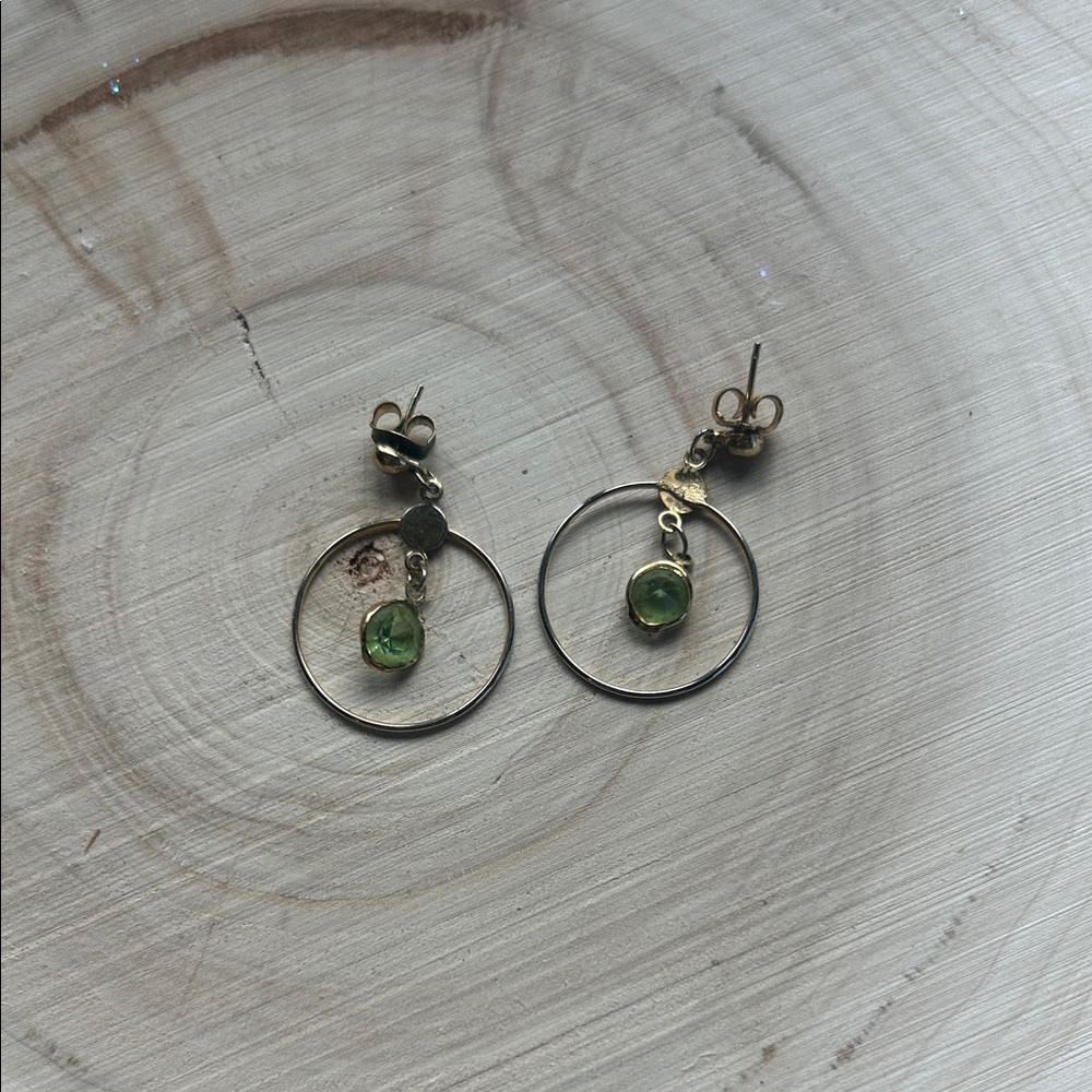Chic Gold and Green Drop Earrings